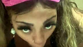 Setiap kontol pengen perhatian, apalagi dari MILF India ini di POV homemade