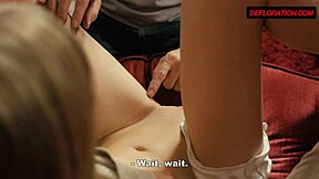 瘦瘦的18+少女Irina Kozhedub自慰挑逗