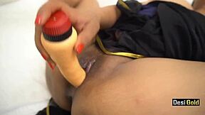 Bhabhi India main dildo dalam saree