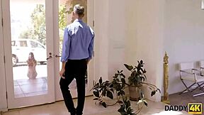 Daddy4K, miért segítesz a vörös hajú bombázónak bosszút állni a barátján?