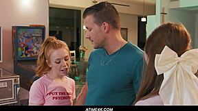 Kiedy pchanie dochodzi do pchania w scenie grupowej na uczelni