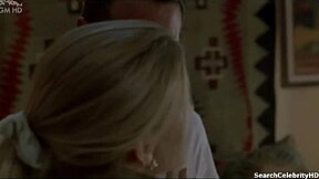 Pourquoi Renee Griffin est la favorite des fans dans la scène rétro 1995 ?