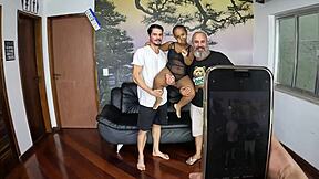 Coulisses avec Anãzinha do Mau en web chat