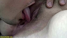 Seksowna 72-letnia owłosiona babcia dostaje ostrego walenia