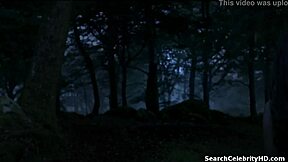 Hei kaverit, katso Eva Greenin kuuma topless-kohtauksen Camelot S01 2011 😍