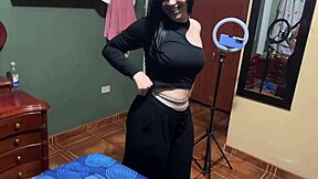 Peljal sem svojo sestrično na večerjo, in mi je vrnila z svojim telesom