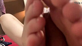 Stiefdochter Gebonden Door Stiefvader, Krijgt Gelikt, Gegorgeld En Geneukt