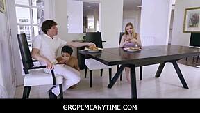 हॉर्नी स्टेपसिस्टर्स हार्लो वेस्ट और ब्रुकलिन ग्रे नए बॉयफ्रेंड को इंटेंस फकिंग में शेयर करतीं