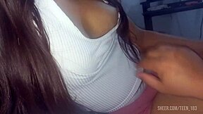 瘦18岁拉丁女孩渴望肛交展示完美奶子