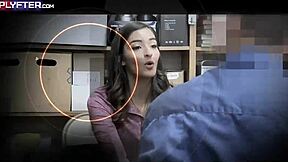 뜨거운 파란 눈 아마추어가 샤워에서 타이트 보지 POV로 박힘