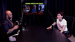 แอนนี่ คลีเมนไทน์ อ้อนวอนให้ใส่ลูกเทนนิสเข้าไปในก้นเพื่อเงิน