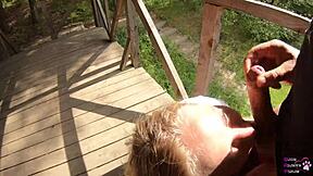 Adoro ver Vicky Sixxx me chupando em público com Black Lynn filmando