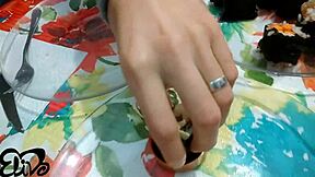 aku dan cewekku, kita bagi wortel dan obeng, cek vid ini...