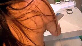 Gue Entot Cewek Kolombia Cantik dari Tinder Keras di Motel Medellin, Doggy dan Misionaris!