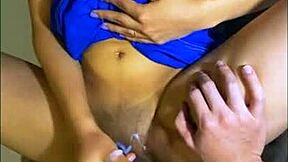 라티나 학생이 튜터와 남아 매력을 느껴 😏