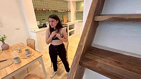 Dve lezbijki v kompilaciji vaginalnih orgazmov, mokri in divji