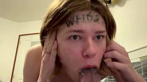 Clara suce la bite de beau-papa pour réparer relation