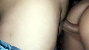 Mi cuñada borracha y salvaje, piernas abiertas para follar callejero, me corrí en su coño caliente.