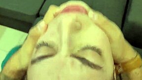 Ne mogu da verujem da je slavna veb-kam devojka imala grub seks za hiljadu dolara