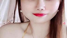 Viet Teen 18+ Pamer Gerakan Sexy di Video Dance Bigo