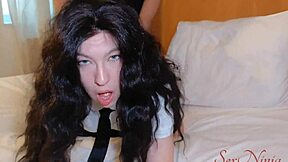 कर्वी स्कूलगर्ल 18+ के साथ क्विक बांगिंग, पैरेंट्स आने से पहले