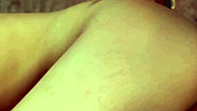 日本人ティーン18+巨乳、中出しが欲しい？