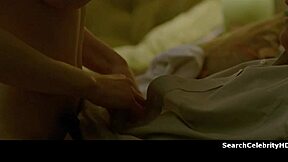 अलेक्जेंड्रा डैडेरियो ट्रू डिटेक्टिव में सोफे पर बॉन्डेज सीन के लिए नंगी होती है