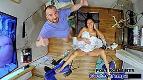 Soră vitregă în roleplay de imigrație