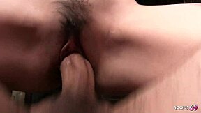 Малка японска девственица 18+ съблазнена от съученици и стария пастрок за секс с разкъсване!