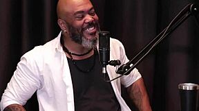 Tinha competição quente com Julia Fontanelli em vermelho transparente!