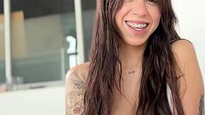 Fan latina med stor ræv Molly Smith svelger Torbe’s sæd etter intervju 😜