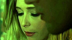 Penny Pax v paródii Avengers