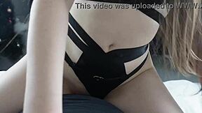 Stedssøster viser sin dildo samling for mig