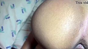 Passager betaler motorcykeltur med fisse, gift luder får sædafgivelser