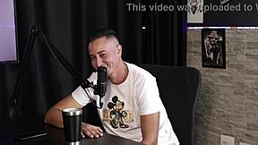 Blond Brasiliansk Kjæreste Avslører Polyamore Ønsker I Gjennomsiktig Rød.