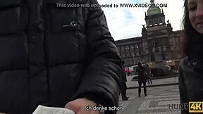 जोसलीन ज़ कहती है, मैं तुम्हें मेरी शेव्ड चूत चोदने दूंगी पैसे के लिए। बस्टि ब्रूनेट सहमत होती है हंट4के में