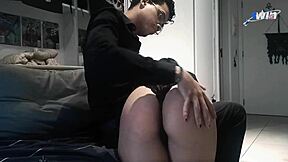 हेय, यह पॉग लातीना ऑल्ट गर्ल अच्छी स्पैंकिंग सेशन हैंडल कर सकती है बीहाइंड द सीन?