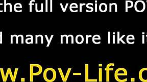 18+ Teen suger stor pik i doggy