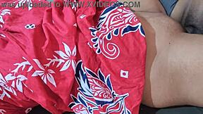 Kot sramežljiva poročena ženska, ampak sem jebala tistega dostavljavca hrane oops