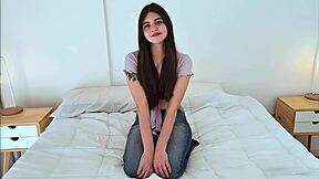 아름다운 라티나 틴 18+ 첫 캐스팅 경험