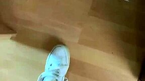 God morgen teen 18+ fødder i sokker