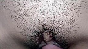 xxx spiser stesøsteren min og spruter i hennes myke fitte