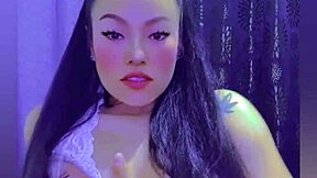 Preseneča te Blue s bliskom svoje velike mokre pičke samo zate?