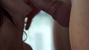 Jeg plukker opp denne fitte jenta på gymmen og knuller henne hardt på villaen