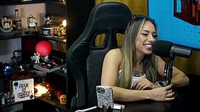 Ruan zaronuo u pičku Biance Demarchi na podcastu