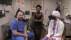 Min nabo, min første gyno, Rina Arem!