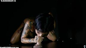 je houdt gewoon van deze brunette tiener 18+ die lul zuigt en geneukt wordt, hè