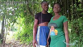 Nastybitch minun ystäväni vaimo nauttii minun isolla mustalla kyrvästä hänen herkullisessa pillussaan kun mies oli poissa