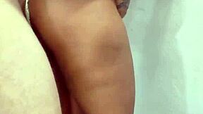 Aku biarkan ayah tiri godain aku sampe anal berdiri