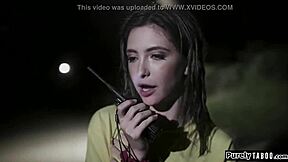 jevrejska tinejdžerka 18+ vara dečka na letnjem kampu